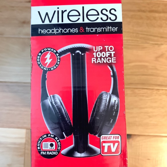 NWOT/in Box Wireless TV Headphones/Transmitter - Picture 8 of 10